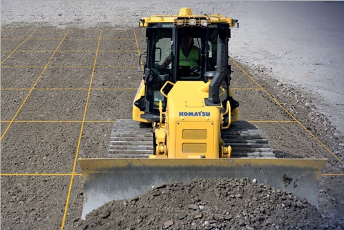 GPS Raupe Erdbau Planierarbeiten Vermessungsarbeiten Unterbauplanum Schotterplanie 2